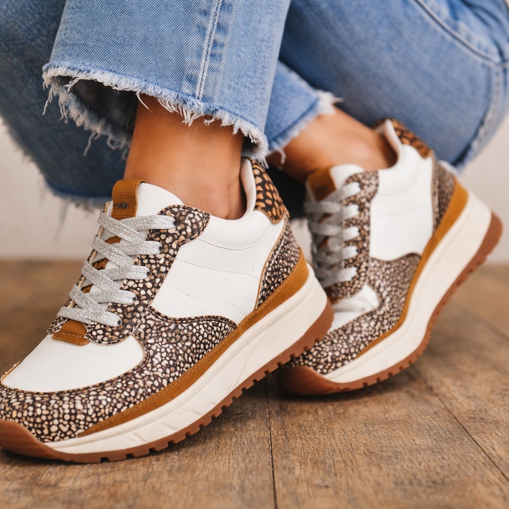 Madewell Animal Print Leather Sneakers Women’s Size 9